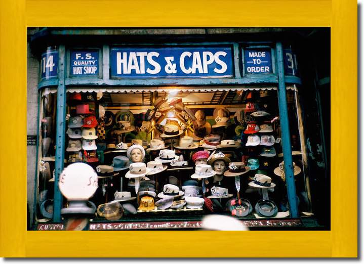 Hats and Caps                    von Ruth Orkin