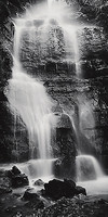 50cm x 100cm Waterfall Swallet, Peak District,England von Butcher, Dave