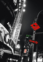 70cm x 100cm Times Square Night von Valverde, Anne