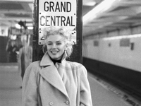 80cm x 60cm Marilyn Monroe, Grand Central    von Ed Feingersh