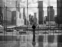 80cm x 60cm Looking at Ground Zero           von Henri Silberman
