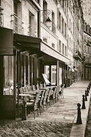 66.7cm x 100cm Paris Sidewalk Cafe von Jody Stewart