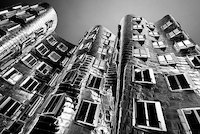 100cm x 66.67cm Gehry Bauten Düsseldorf von Rolf Fischer