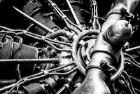 100cm x 66.67cm Propellor Engine close up von Ronin