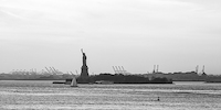 100cm x 50cm Statue of Liberty II von Assaf Frank