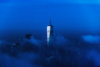 100cm x 66.67cm New York the blue One World Trade Center von Sandrine Mulas