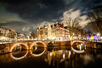 90cm x 60cm Amsterdam Illuminated Bridge von Sandrine Mulas