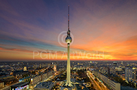150cm x 100cm Berlin Alexanderplatz Skyline von Michael Abid