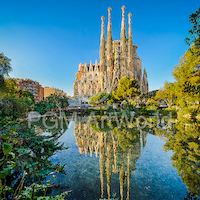 10cm x 10cm Sagrada Familia Reflected von Michael Abid