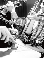 60cm x 80cm Brass and Drumsticks von H. Armstrong Roberts