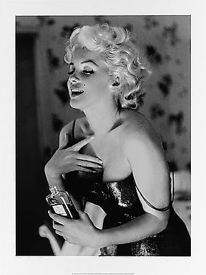 60cm x 80cm Marilyn Monroe, Chanel No.5 von Ed Feingersh