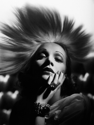 Array Marlene Dietrich von Hollywood Photo Archive