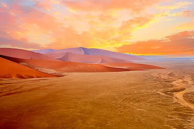 Array Sossusvlei von Peter Hillert