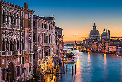 Array Sunrise at the Grand Canal von Michael Abid