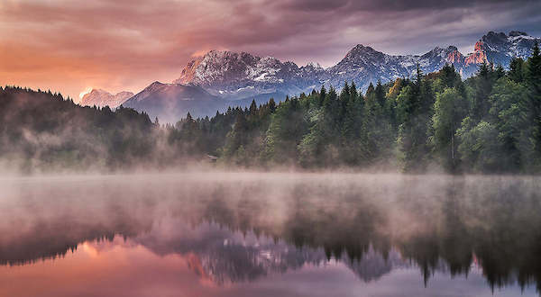 Array Sunrise at the Lake von Andreas Wonisch