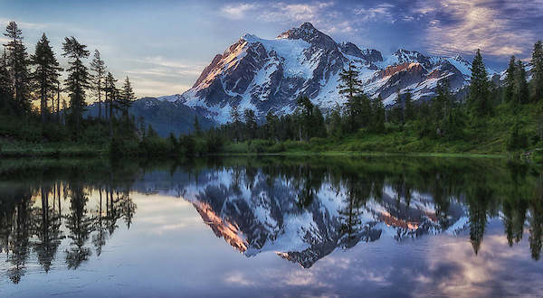 Array Sunrise on Mount Shuksan von James K. Papp
