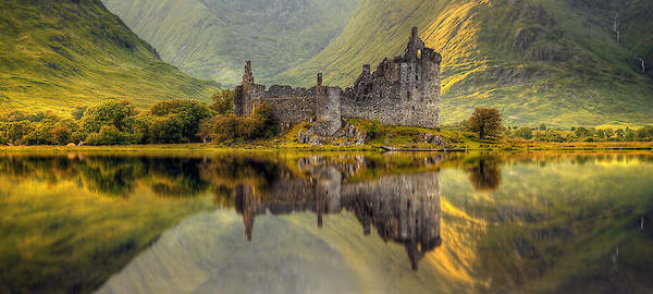 Array Kilchurn von Wojciech Kruczynski