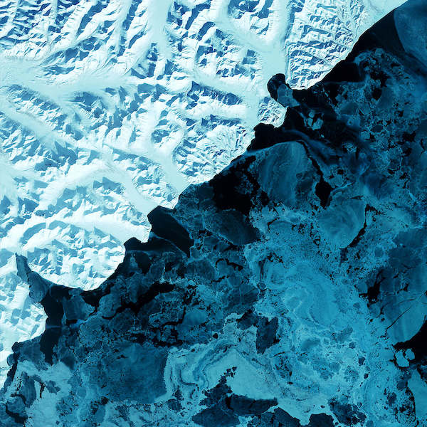 Array Kamchatka Peninsula von Landsat-7