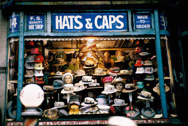 Hats and Caps                    von Ruth Orkin