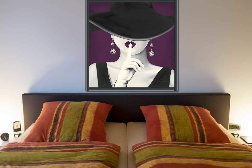 Haute Chapeau Purple I V2 von Marco Fabiano