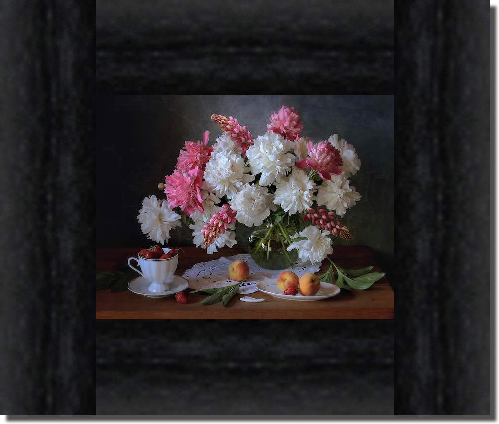 Still life with a bouquet of peonies von Tatyana Skorokhod