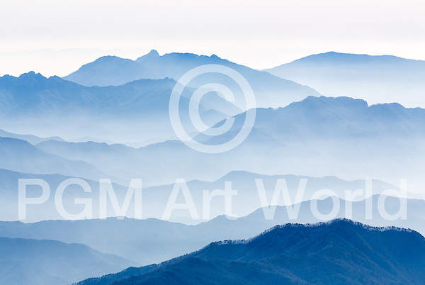 Misty Mountains von Gwangseop eom